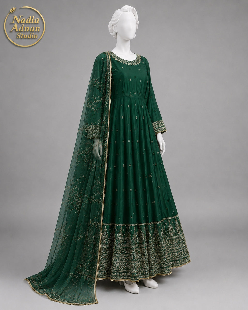BOTTLE GREEN KATAN MAXI -M front view - Bottle Green Katan Maxi by Nadia Adnan Studio